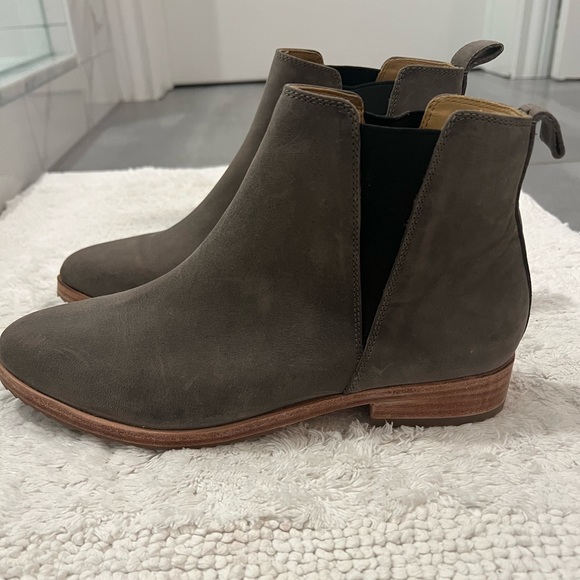 NISOLO Everyday Chelsea Boot - Grey - Size 8.5-9 - Picture 3 of 9